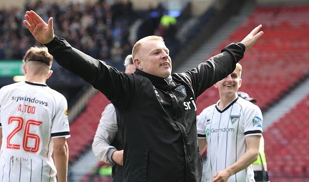 Dunfermline 0-0 Falkirk (AET; Dunfermline pobjeđuje 4-2 na jedanaesterce): Pars pobjeđuje Bairnsa i dolazi do finala Škotskog kupa