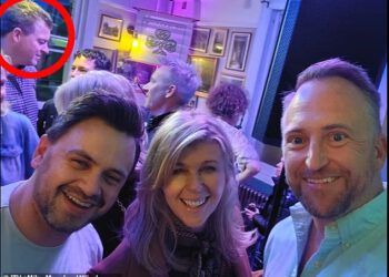 Dvije godine nakon što je Kate Garraway izgubila supruga, ‘bliska’ je s njegovim prijateljem televizijskim voditeljem