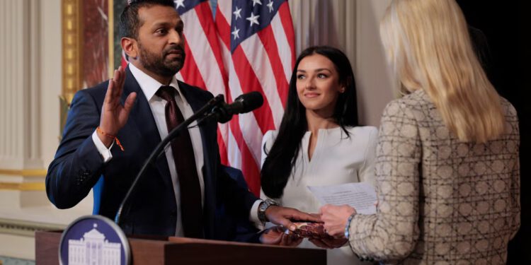 FBI je istražio novinarku New York Timesa koja je istraživala kako Kash Patel koristi resurse za pomoć svojoj djevojci: izvješće