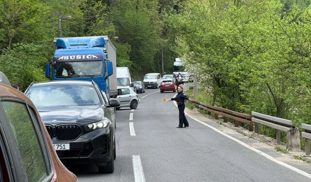 FOTO Tour of BiH stvorio gužve: Čitatelji javljaju o blokadi prometa