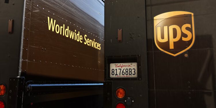 FedEx i UPS najavljuju planove za vraćanje tarifa korisnicima. Evo kako možete vratiti svoj novac