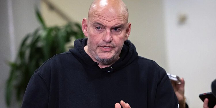 Fetterman odbacuje optužbe za ratne zločine, obećava da će blokirati glasovanje iranskih ratnih sila