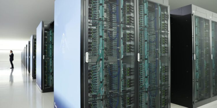 Francuska zaključila kupnju proizvođača superračunala