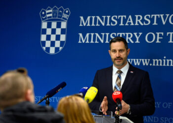 Glavina i Mateša u ozbiljnom su ratu: Ministar ga ne može maknuti, ali kreće pritisak