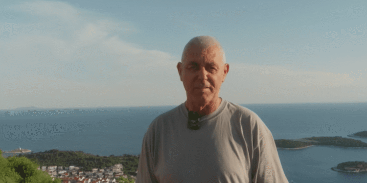 Gradonačelnik Hvara Šime Ravlić demantirao napise o plaći: “Ne primam plaću, već naknadu koju u cijelosti doniram”