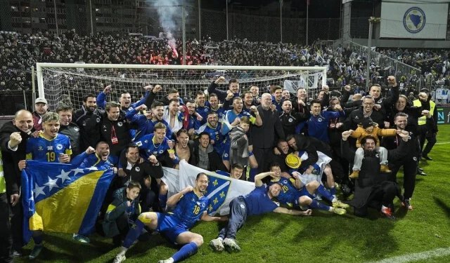 HSS uputio pritužbu FIFA-i zbog isticanja zastave s ljiljanima na stadionima