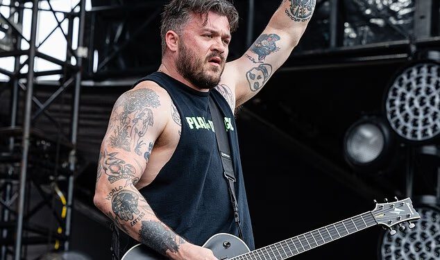 Hardcore rock zvijezda Bo Lueders iz Harm’s Waya umrla je u 39. godini… samo nekoliko sati nakon srcedrapajuće posljednje objave