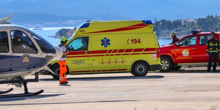 Hitna akcija na jugu: Ozlijeđena osoba helikopterom prevezena u