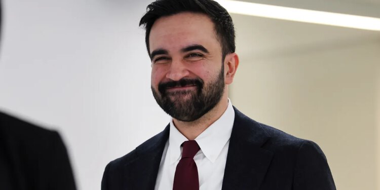 Hochul predlaže pied-à-terre porez na luksuzne vikendice u New Yorku iznad 5 milijuna dolara