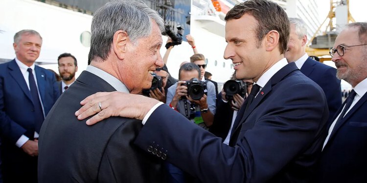 IRGC je zaplijenio dva broda u Hormuškom tjesnacu u dogovoru, kažu analitičari