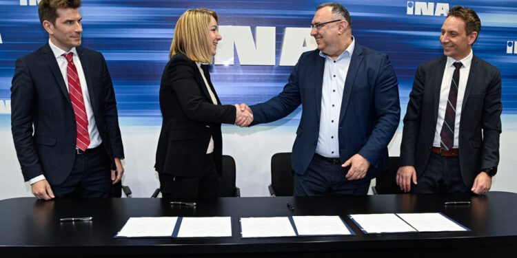 Imamo komercijalna otkrića i preuzimamo sto postotno istražni prostor Sava 07