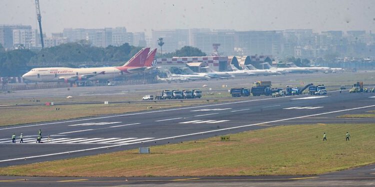 Indija povećava cijene goriva za međunarodne letove — RT India