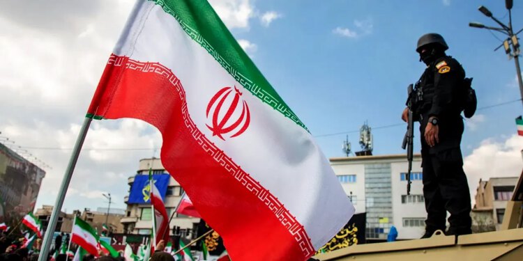 Iran koristi prekid vatre za mobilizaciju ljudskih štitova, kažu stručnjaci