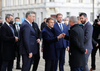 Iran uoči brisanja s mape svijeta odlučio poslati dar Zapadu: Suze radosnice već krenule