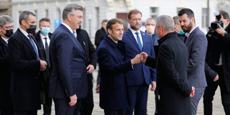 Iran uoči brisanja s mape svijeta odlučio poslati dar Zapadu: Suze radosnice već krenule