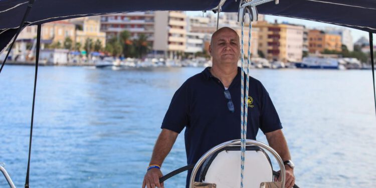 JEDRIMA ZA SVETKA Regata koja spaja more, humanost i uspomenu na legendarnog ravnatelja pomorske škole