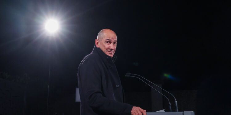 Janši se smiješi četvrti mandat? Na čelo parlamenta izabran čelnik krajnje desne stranke