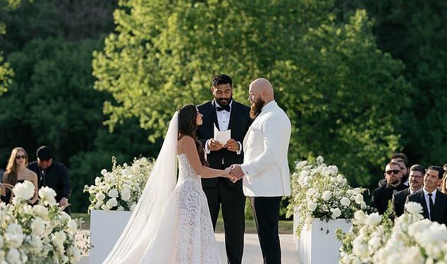 Jordan Mailata vodi raskošno vjenčanje suigrača iz Eaglesa Lanea Johnsona na imanju u Nashvilleu pred popisom uzvanika prepunih zvijezda