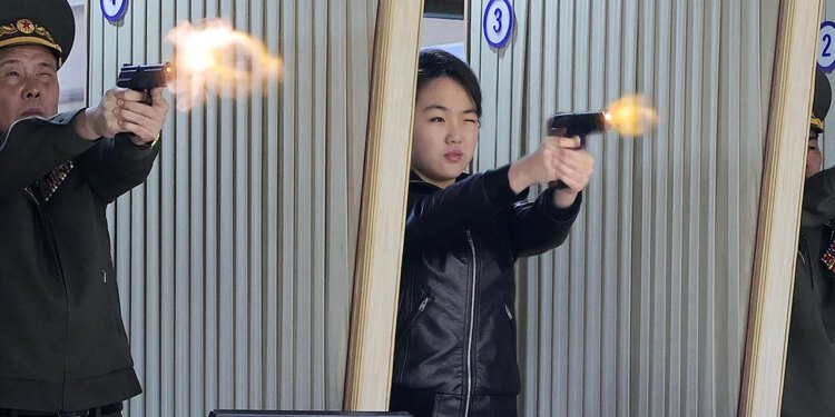 Južna Koreja naznačila je da će kćer Kim Jong Una biti nasljednica