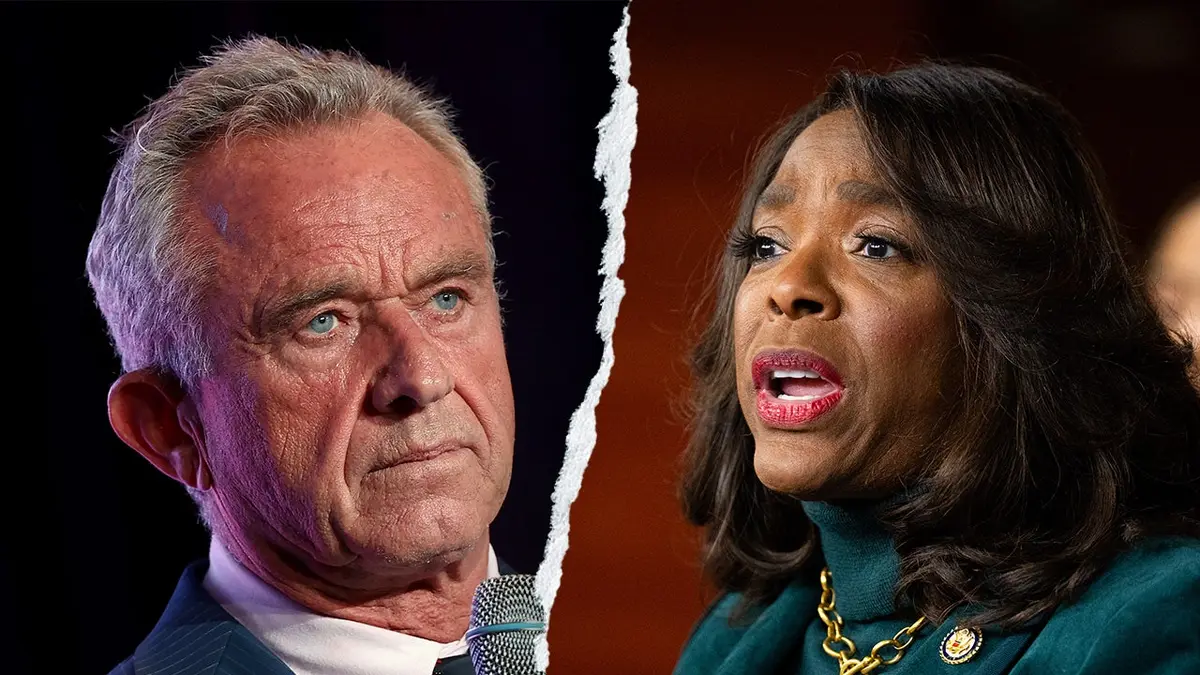 Kennedy i Sewell su se upustili u žestoku raspravu