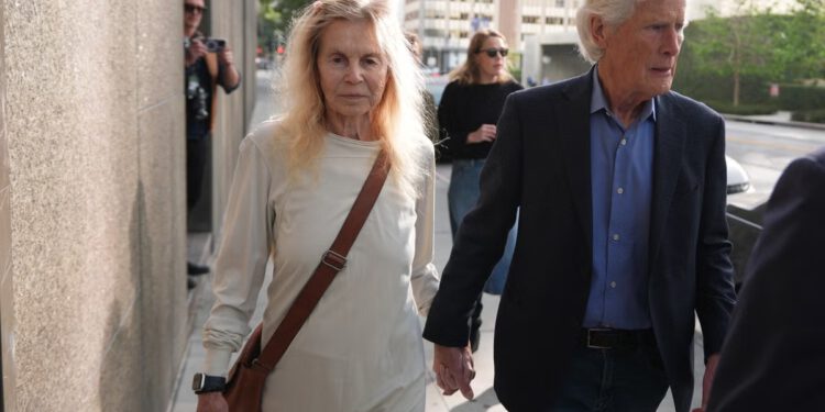 ‘Kraljica ketamina’ se ispričava za ovaj ‘tragični ishod’ prije nego što je osuđena na 15 godina za smrt Matthewa Perryja