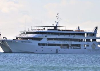 Kruzer se nasukao kod rajskog otoka koji vežemo uz filmski hit!