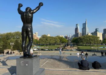 Kultni kip Rockyja dobiva vlastitu izložbu u Philadelphiji nakon desetljeća napetosti