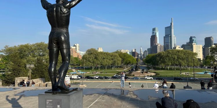 Kultni kip Rockyja dobiva vlastitu izložbu u Philadelphiji nakon desetljeća napetosti