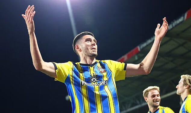 ‘Loch Ness Drogba’ se bori za mjesto na Svjetskom prvenstvu: Kako škotskim zvijezdama ponestaje vremena da osvoje mjesto u avionu Stevea Clarkea za Sjedinjene Države