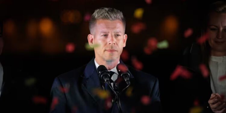 Magyar traži da predsjednik odstupi: Uvodi velike promjene