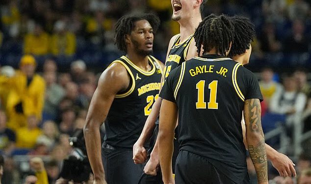 Michigan uništava Arizonu u borbi za finale Foura kako bi organizirao okršaj za nacionalni naslov s UConnom