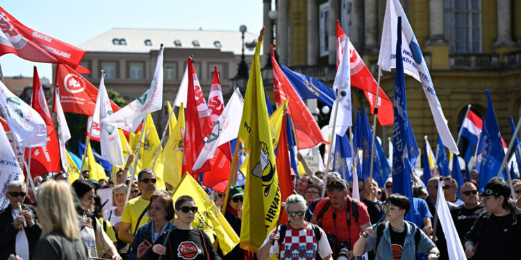 Ministarstvo uzvratilo sindikatima: ‘Nemaju razloga za prosvjed, pogledajte kolike su im plaće’