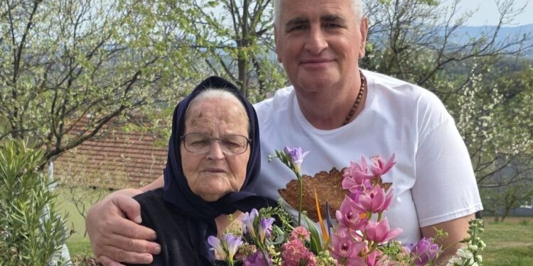 Miro Bulj emotivnom objavom čestitao strini Ani rođendan