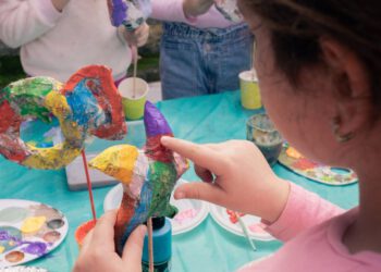 Mladi izlažu: Lisa Nimanbegu otvara izložbu i vodi radionicu inspiriranu morem