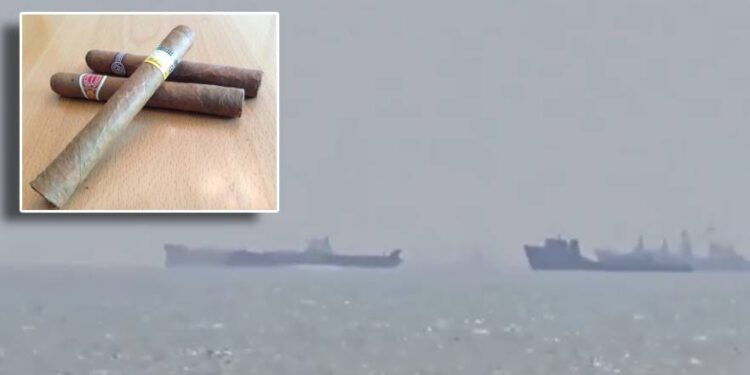 NESVAKIDAŠNJI POTEZ Uzeo “kubanke” i 15 tisuća dolara, unajmio brod pa otišao do Hormuza provjeriti stanje!