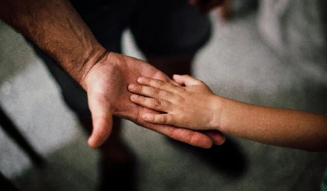 Nacrt zakona o hraniteljstvu: Povećavaju se naknade i pokreću se centri za podršku djeci