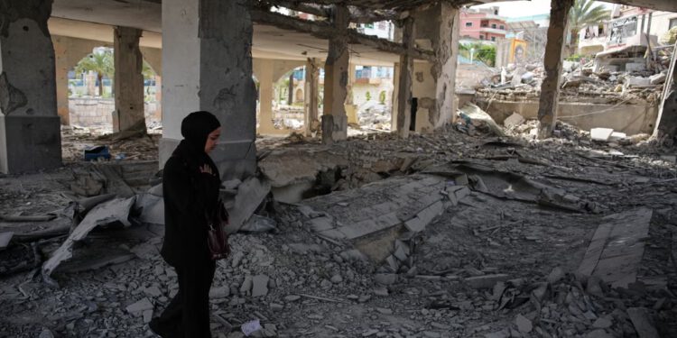 Najnovije: Iran kaže da je ponovno zatvorio Hormuz zbog američke blokade