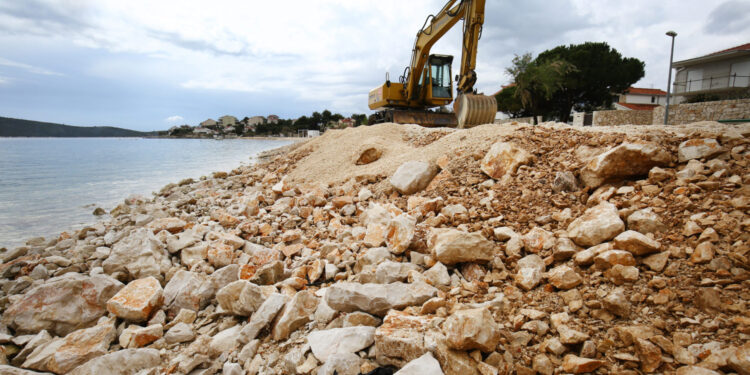Napadnuti novinari zbog priloga o prekomjernoj gradnji: Presrela ih tri muškarca