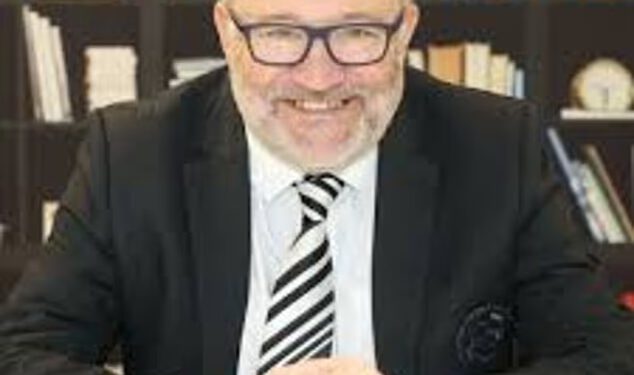 Ne-ligaški predsjednik poručuje nogometnom navijaču ‘jebi se’ u neugodnoj gafovi e-poštom zbog premještanja utakmice za Man Unitedov izdanak