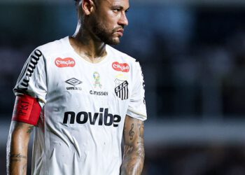 Neymar protiv navijača: “Poštujte! Dajem život za Santos”