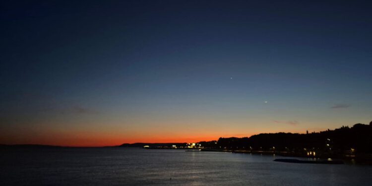 Održano javno astronomsko promatranje na Žnjanu povodom Međunarodnog tjedna tamnog neba