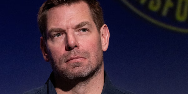 Okružni tužitelj s Manhattana istražuje Erica Swalwella zbog optužbi da je seksualno napao djelatnicu nakon noćnog opijanja