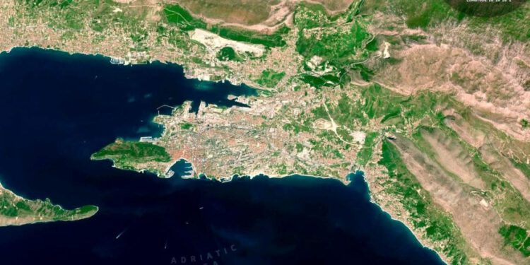 Ovako izgleda Split snimljen europskim satelitom: “Oskudna vegetacija i širenje obalnih urbanih područja!”
