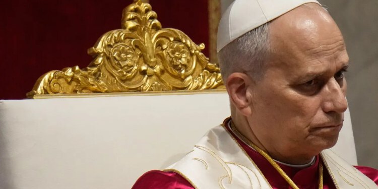 Papa osuđuje ‘zabludu o svemoći’ koja raspiruje rat u Iranu na bdijenju za mir