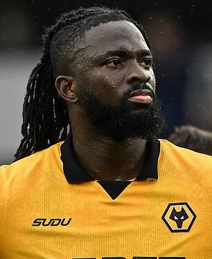 Par Wolvesa umiješan u ŽARUČU svađu u svlačionici – dok zvijezda prekida šutnju o sukobu uoči nadolazećeg ispadanja