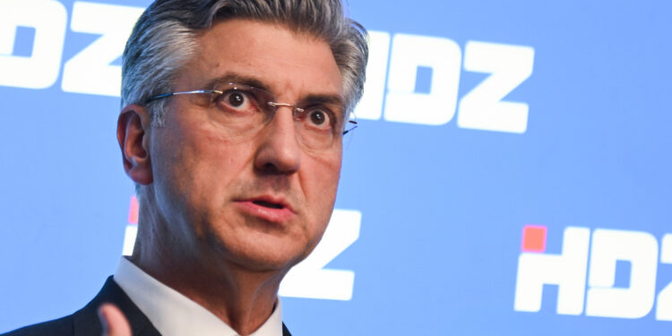 Plenković je opet digao paniku među Hrvatima, ali iza svega se krije vrlo lukav plan