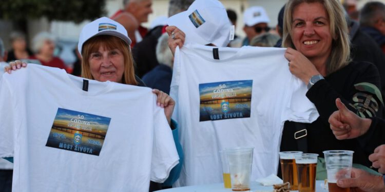 Pogledajte kako je Vir proslavio 50 godina slobode i povezanosti s kopnom!