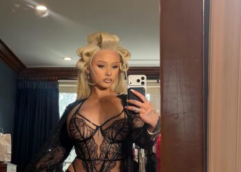 Pokćerka Kourtney Kardashian Alabama Barker zadirkuje ‘nešto zabavno učitavanje’ s oskudno odjevenom objavom