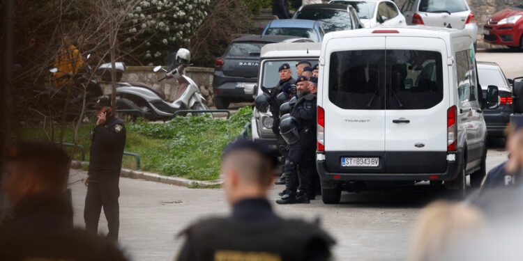 Policija moli da odmah pogledate ove fotografije: Ako što znate, dojavite