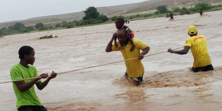 Poplave u Angoli ostavile desetke mrtvih — RT Afrika